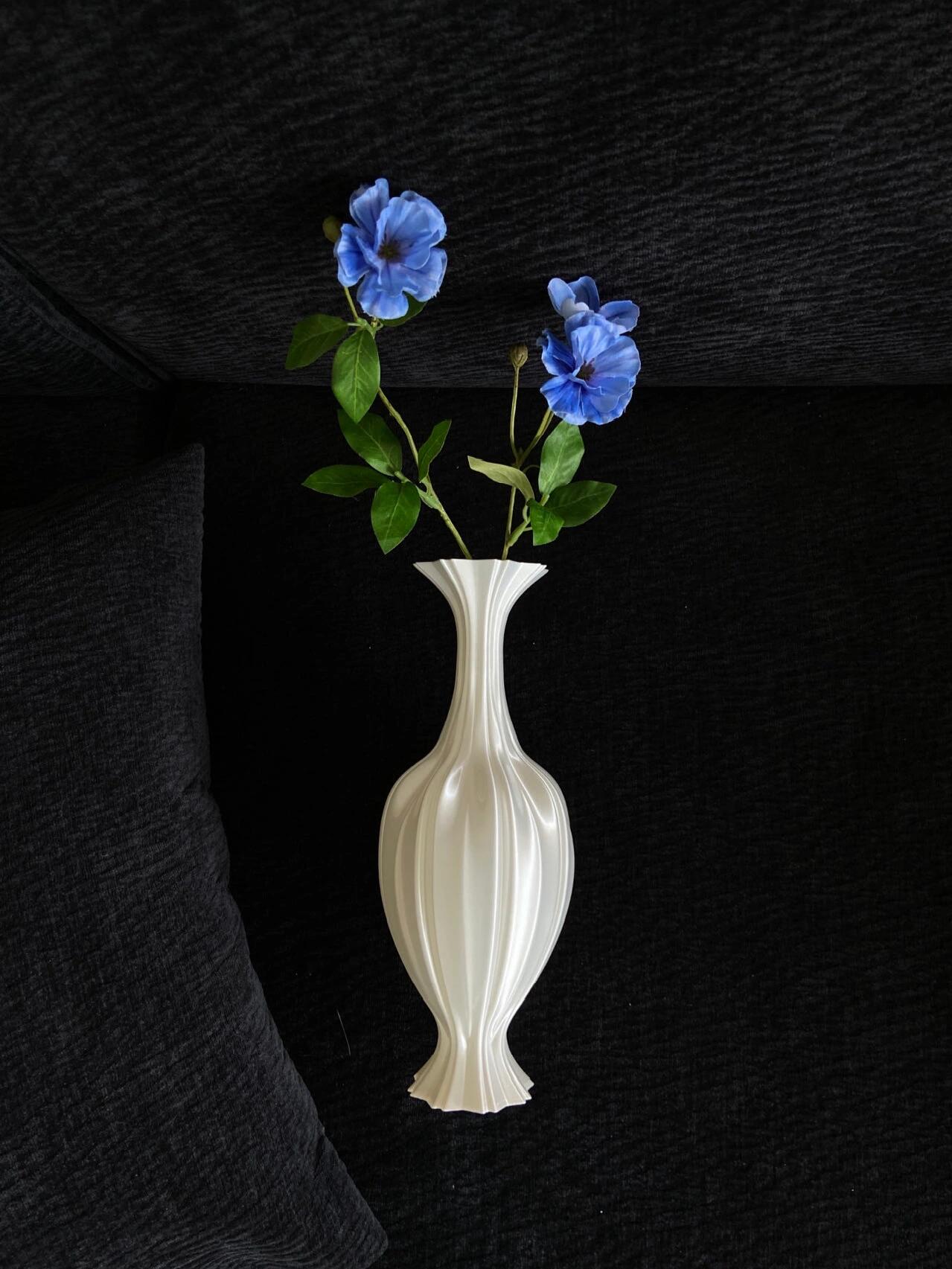 Eco-Friendly 3D Printed Silk Satin Vase Orientale Style Decor