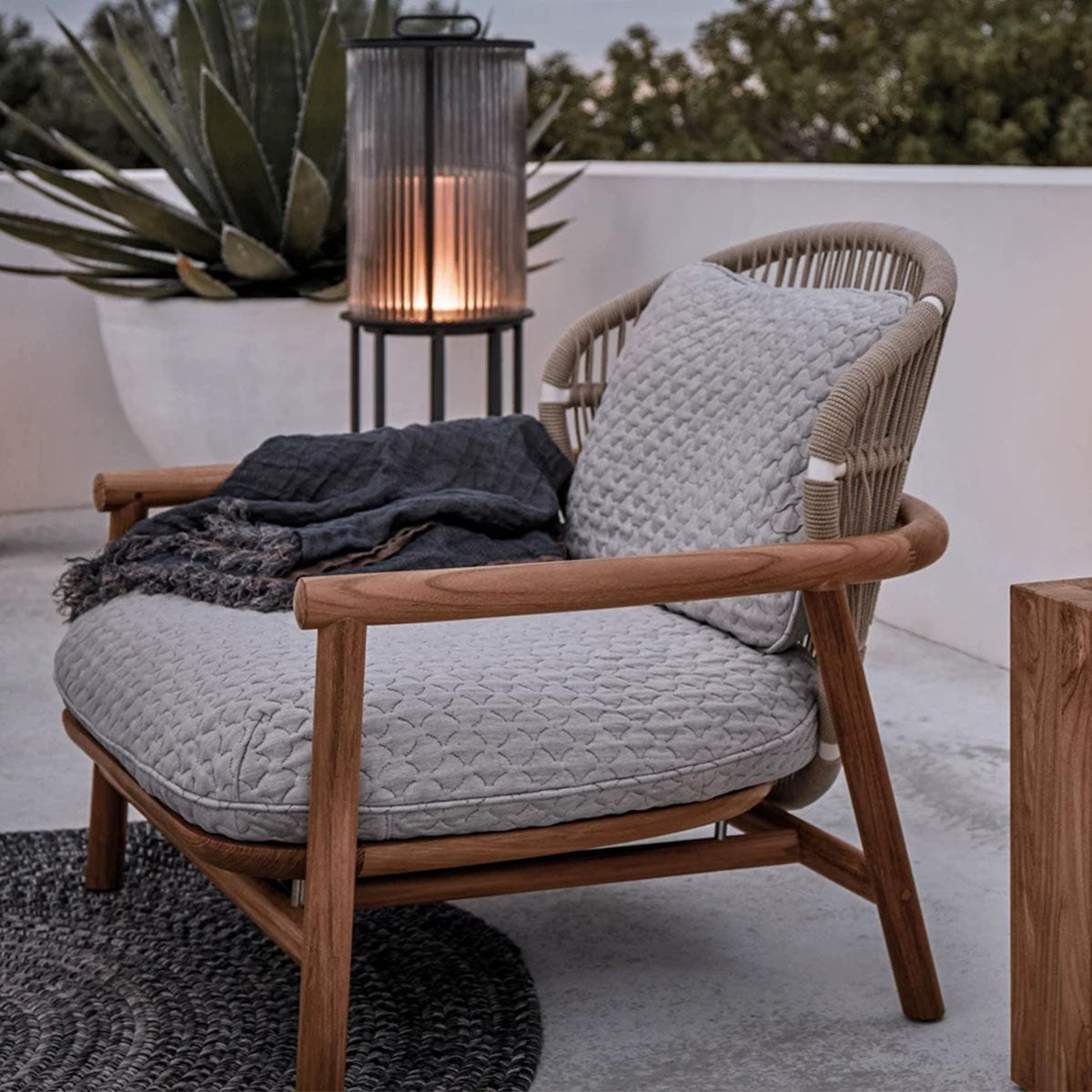 Billy Low-Back Lounge Chair Solid Teak & Olefin Rope Outdoor Sofa Furniture-2