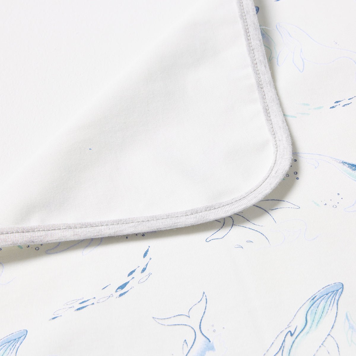 Waterproof Whale Changing Mat for Newborn Babies White Color-4